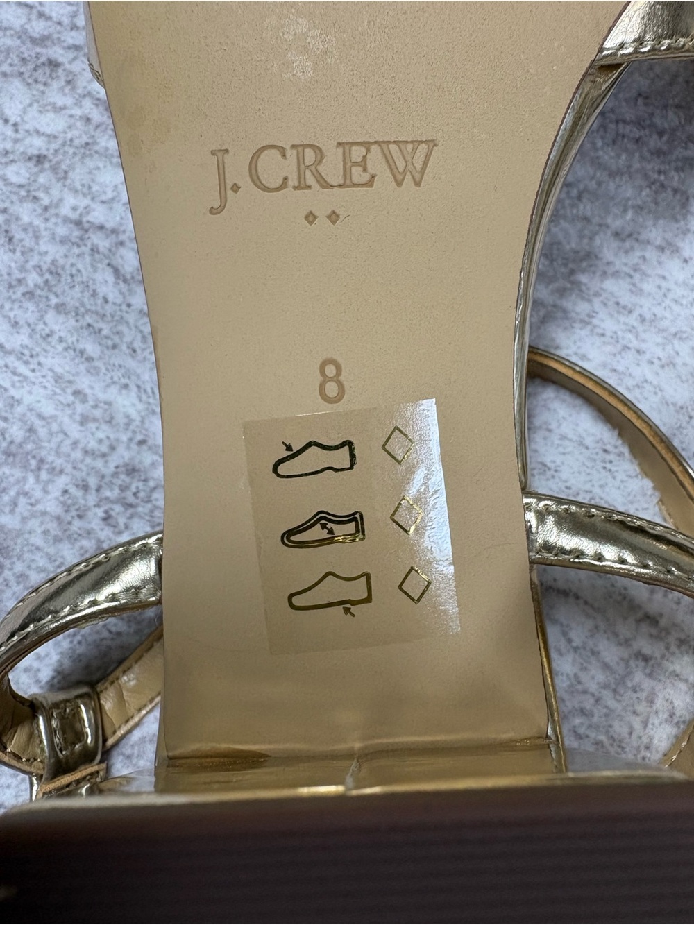 J Crew Factory T Strap Gold Metallic Block Heel Pumps Womens 8 Round Toe Glam - Picture 2 of 8